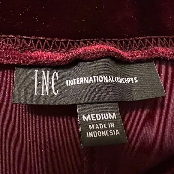 INC Women's Velvet Non-Seam Skinny Leggings (Size MNWTPort)